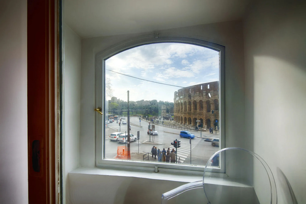HT N°9 Colosseo
