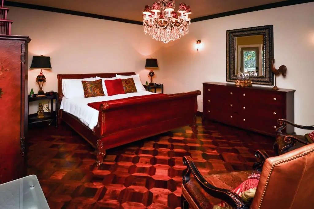The Victoria Bed & Breakfast