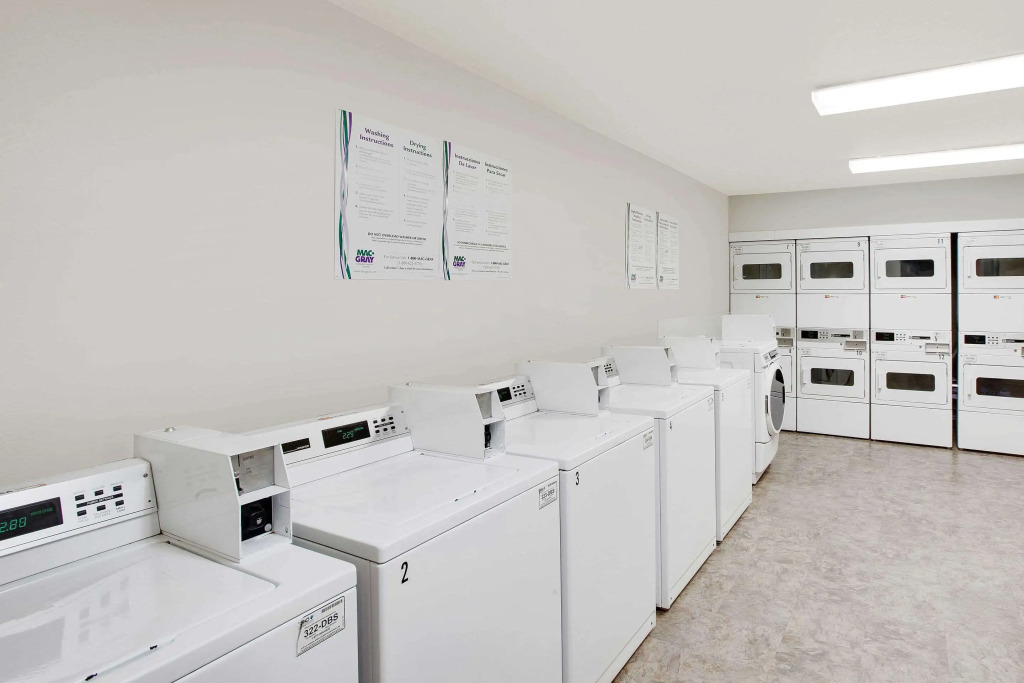 WoodSpring Suites Lake Charles