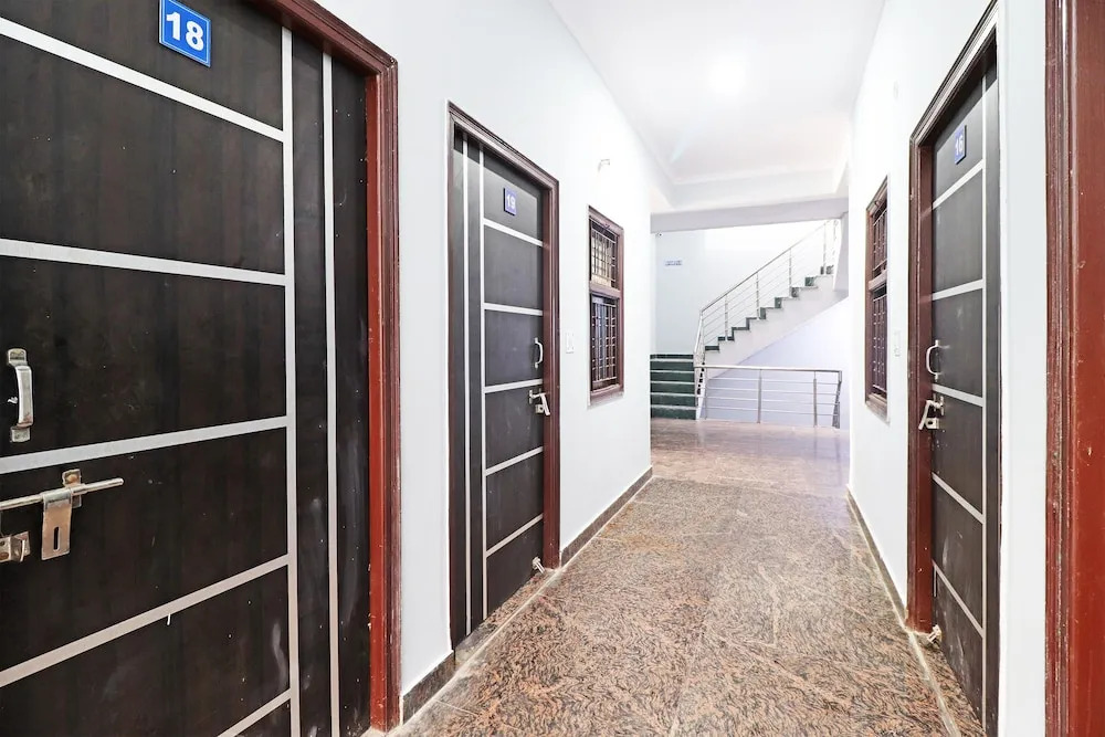Friends Residency by OYO Rooms