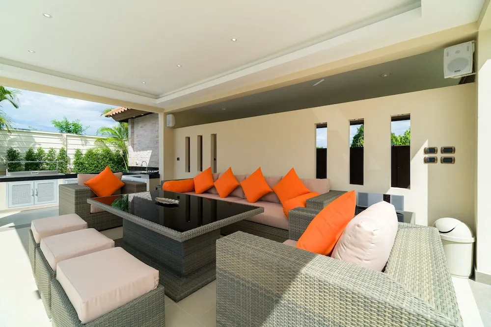 Luxury Pool Villa 134