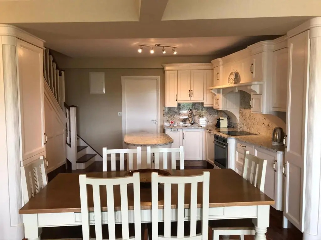 Cottage 360 - Clifden
