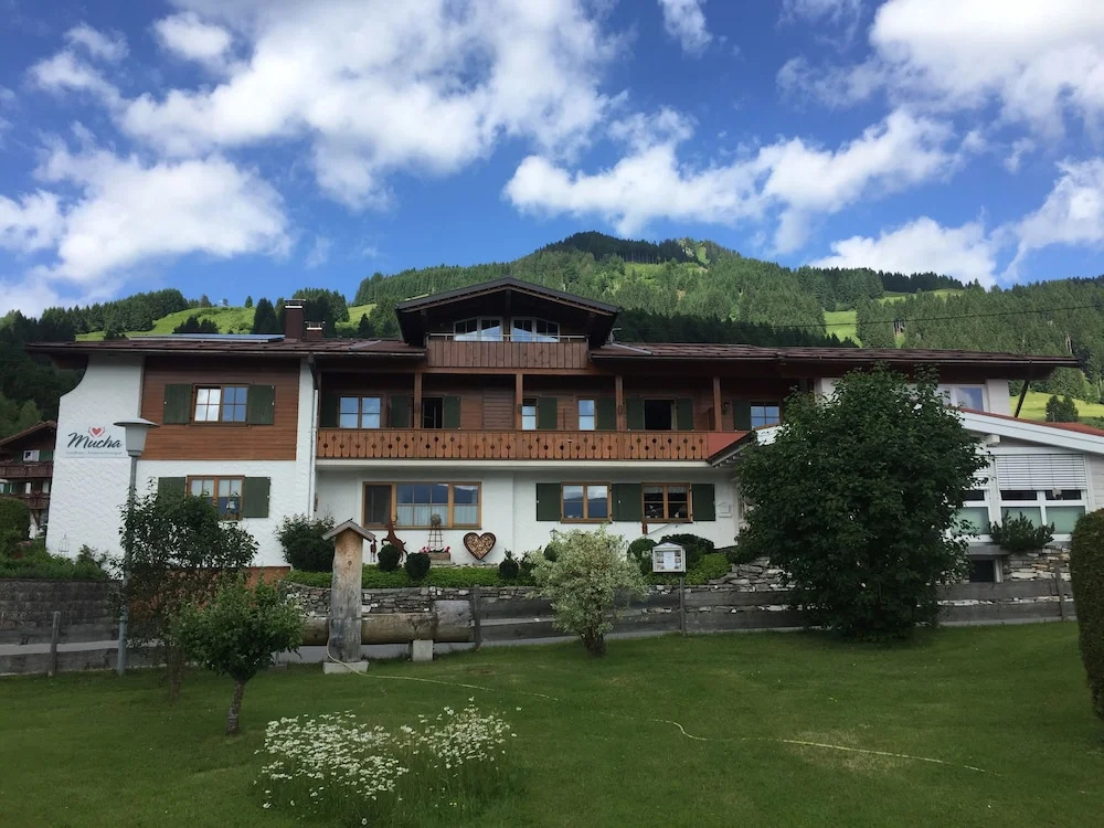 Landhaus Mucha - Ferienwohnungen