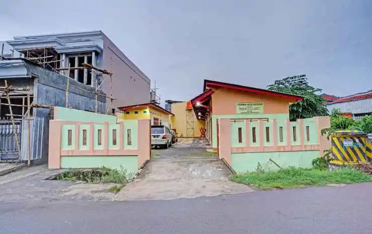 OYO 90648 Kusnan Guest House Syariah