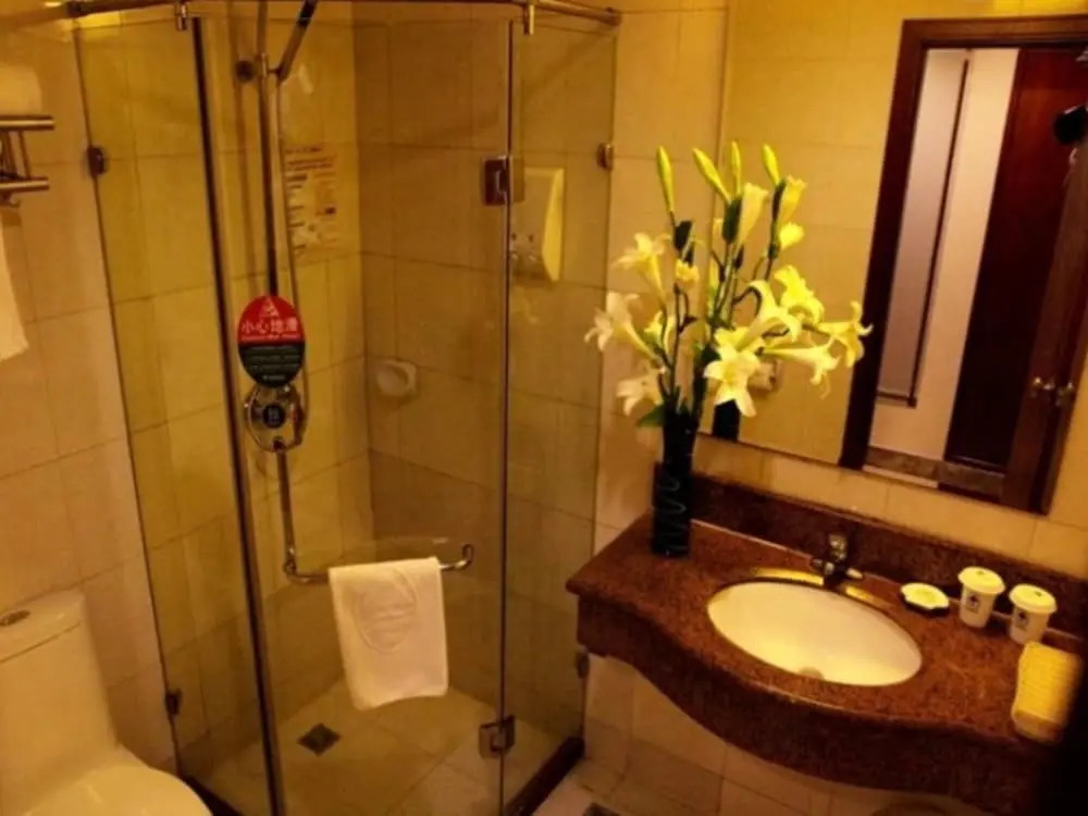 GreenTree Inn JiangSu Zhenjiang Center Street No 1 People's Hospital Express Hotel