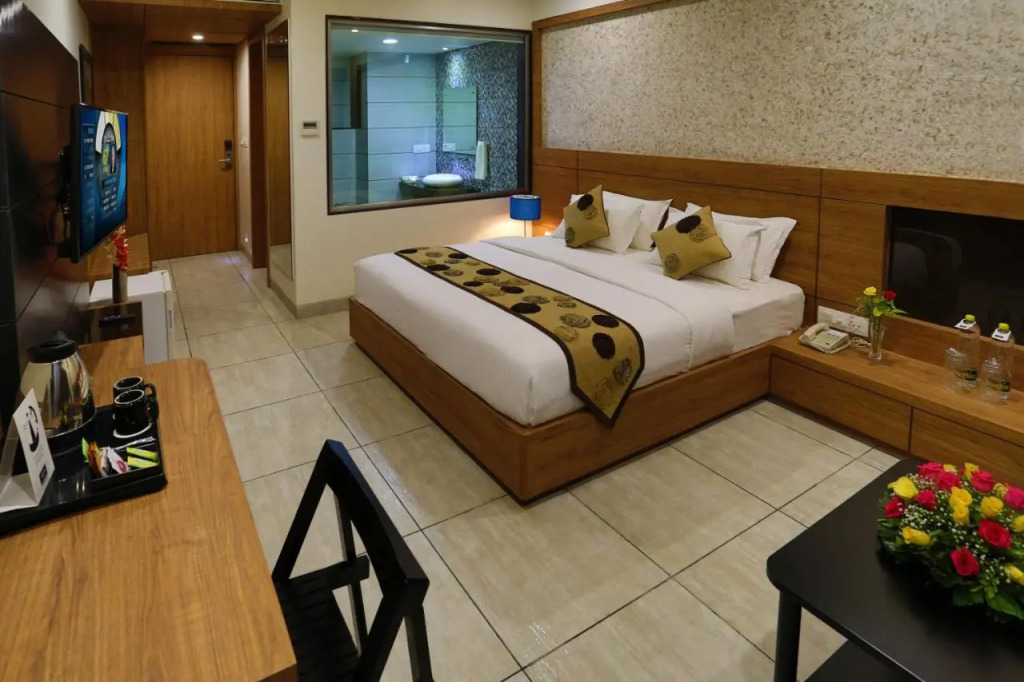 Grand Kailash Hotel