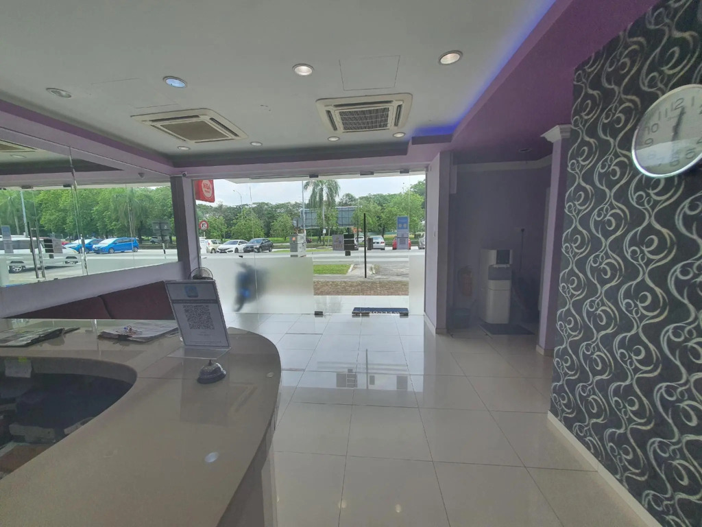 OYO 90177 Byond Hotel