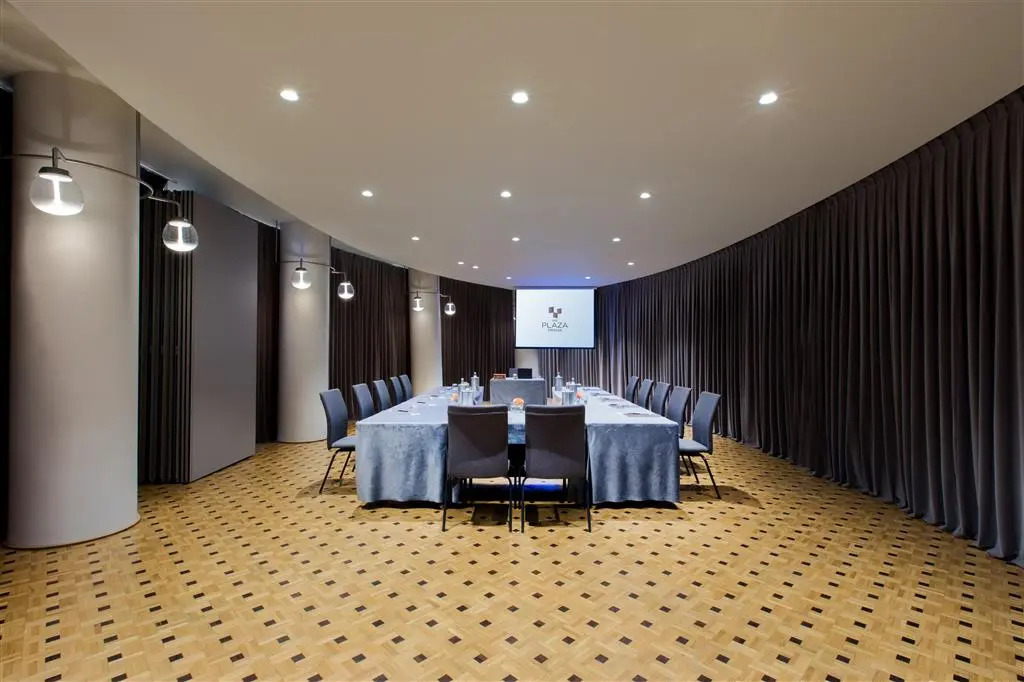 Maritim Hotel Plaza Tirana