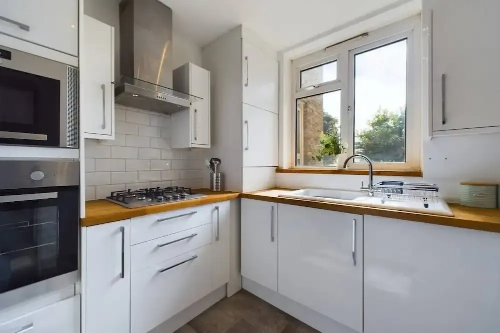 The Earl's Court Hideaway - Warm 3bdr House