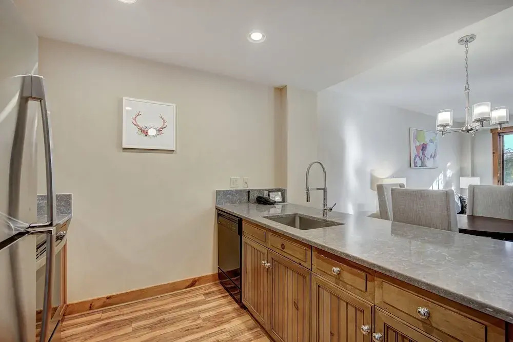 Bright, Mountain Modern Breckenridge Condo 1 Bedroom Condo