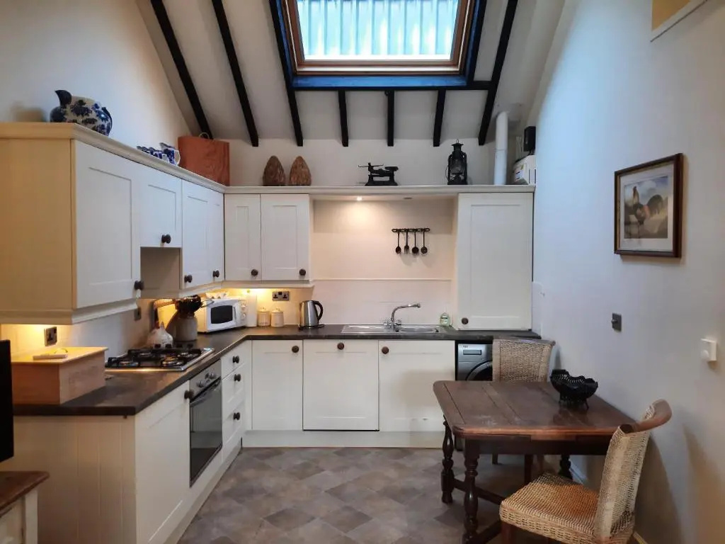 The Shippon, Parc yr Odyn, Pentraeth, Anglesey LL75 8UL