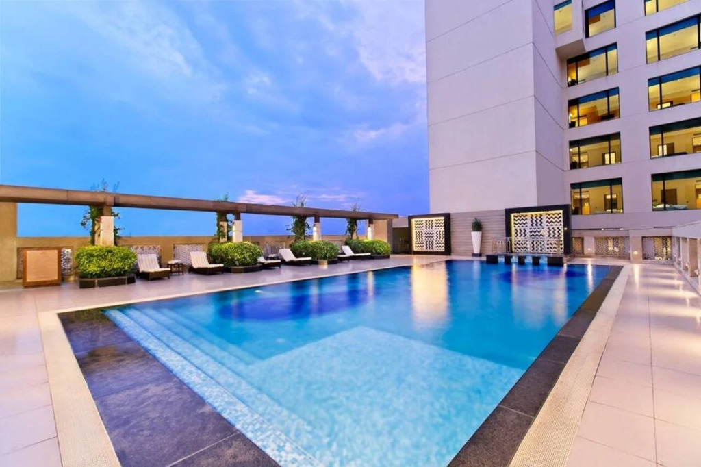 The LaLiT Traveller- Airport hotel