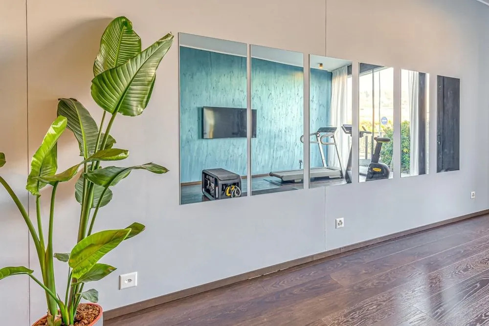 Icon H 302 Suite Micro-living