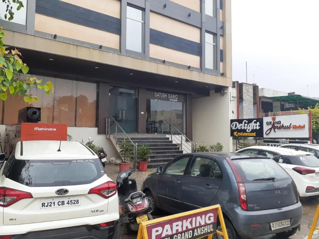 Hotel Grand Anshul