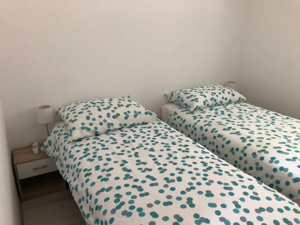 Appartement Sesil à Poljica -Marina- Trogir - Dalmatie, Croatie 200m de la plage