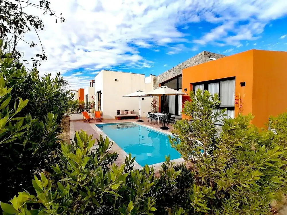 B@103 Luxury Villa with a Heated swimming pool in Soma Bay.
