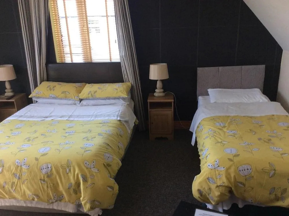 Coach House Suites