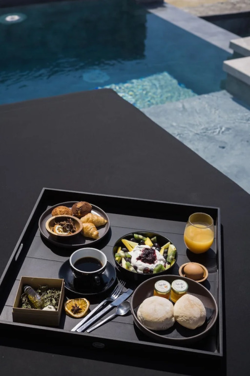 Milestones Naxos Hotel