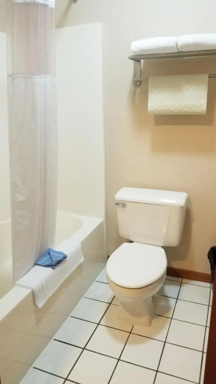 Victorian Inn & Suites-York