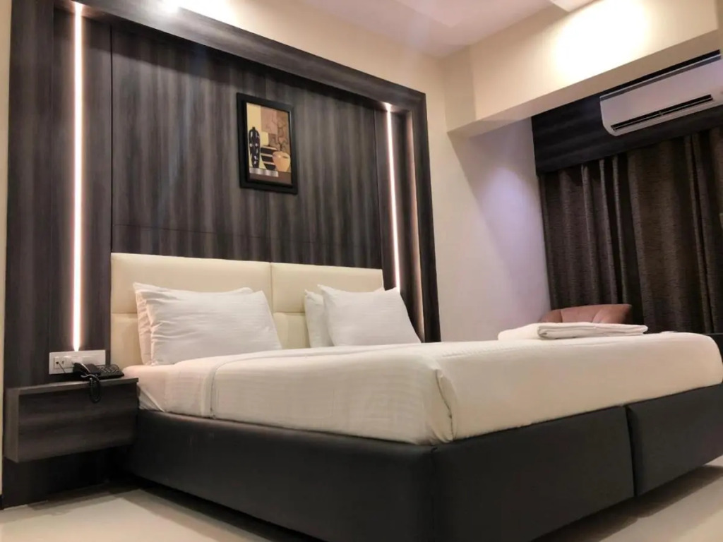 Hotel Avon Ruby Dadar
