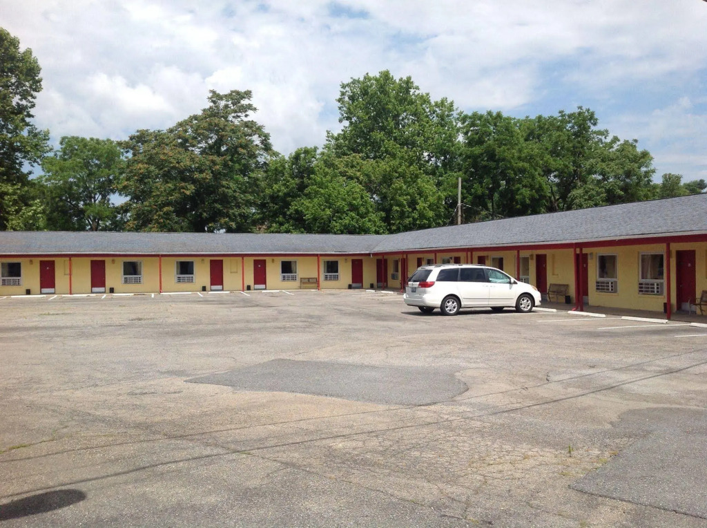 Budget Inn