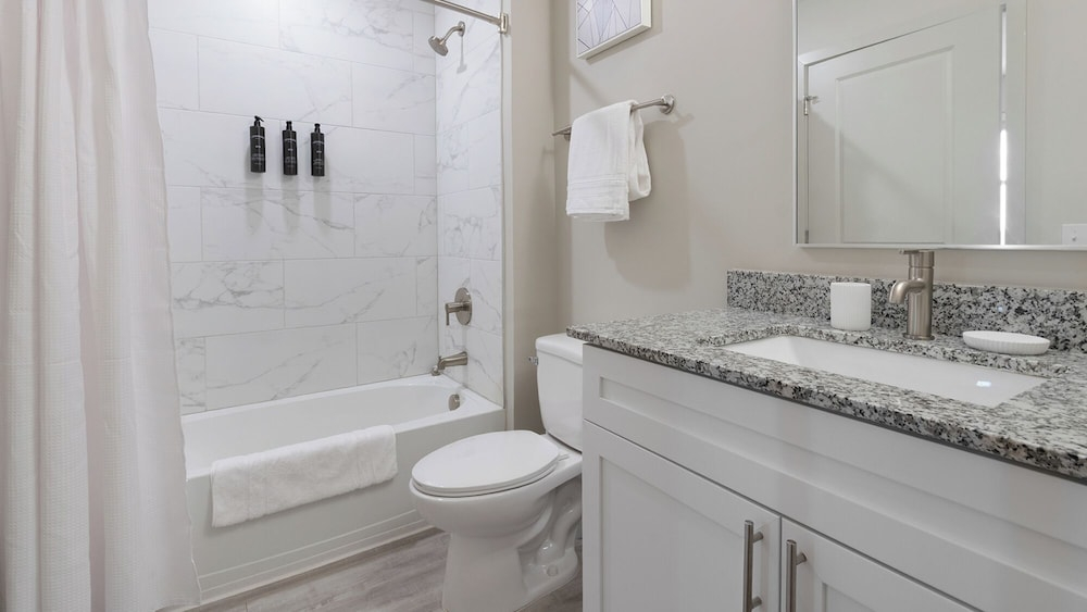 Landing Furnished Apartments - Daytona Beach