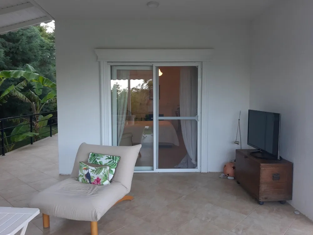 Villa White