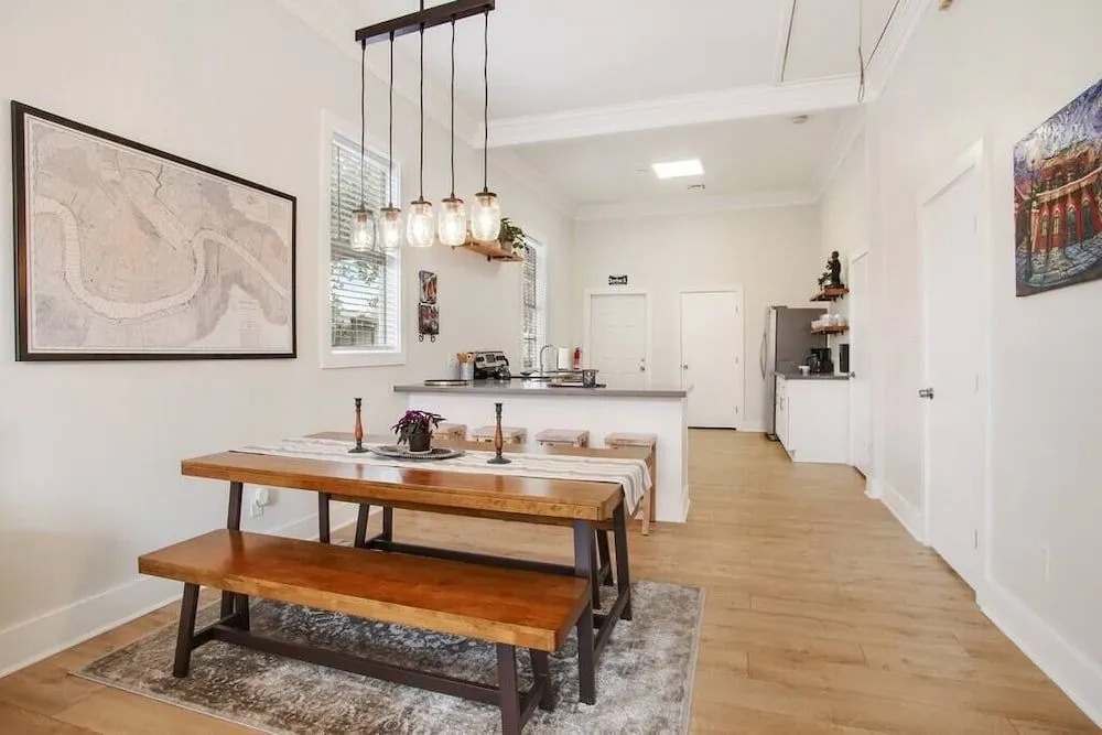 Revived Nola Home Near Everything!