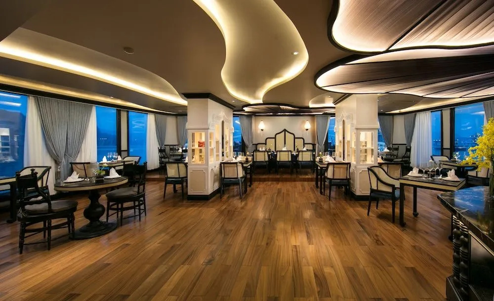 Lapinta Luxury Cruises