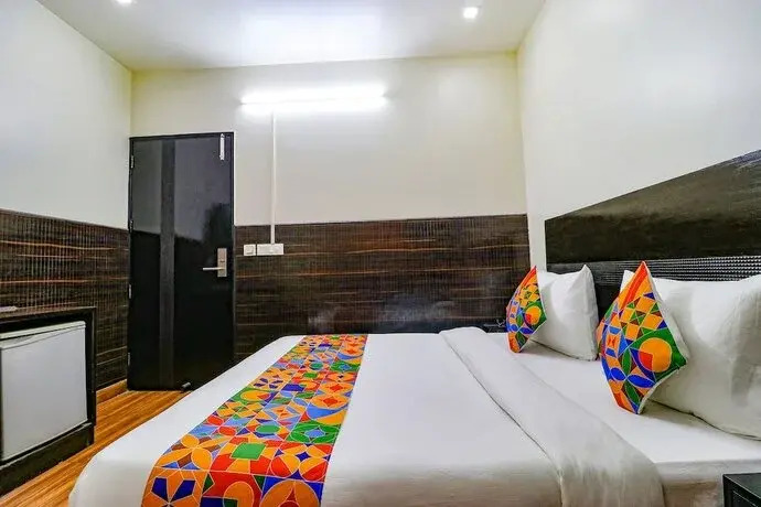 Fabhotel La Ola
