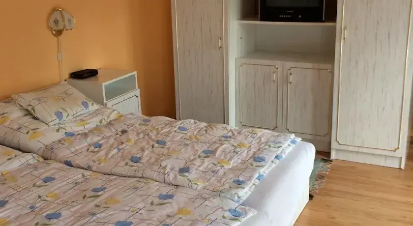 Koma Panzió & Étterem