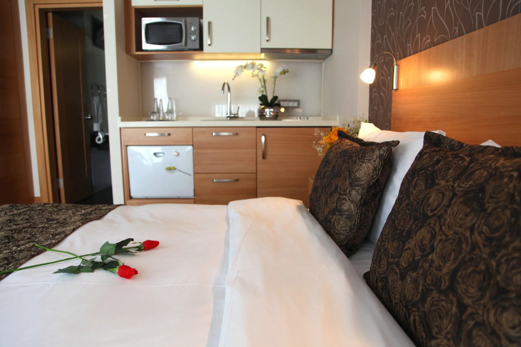 Emerald Hotel