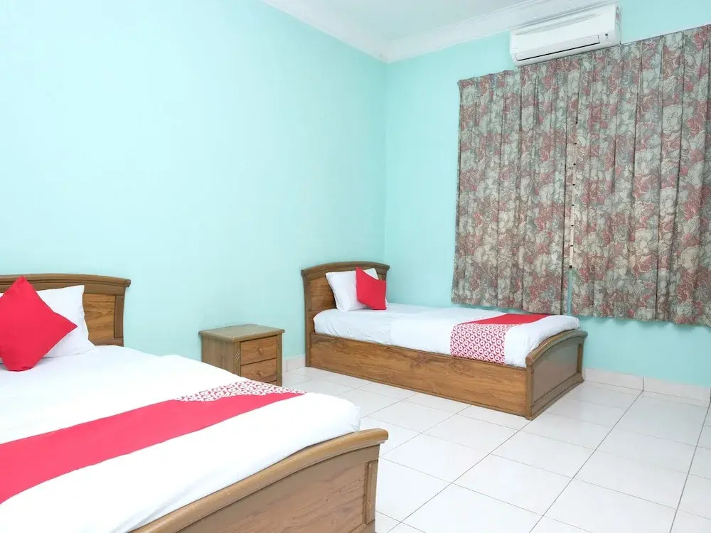 OYO 44004 Zaman Sejahtera Inn 1