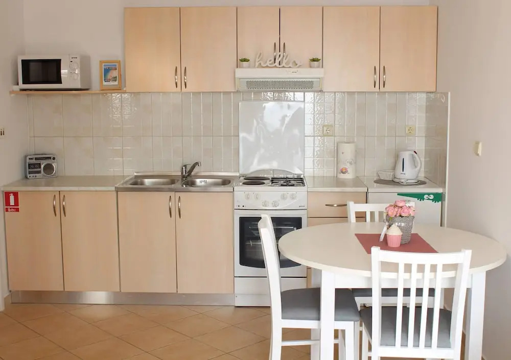 Apartments Lovro