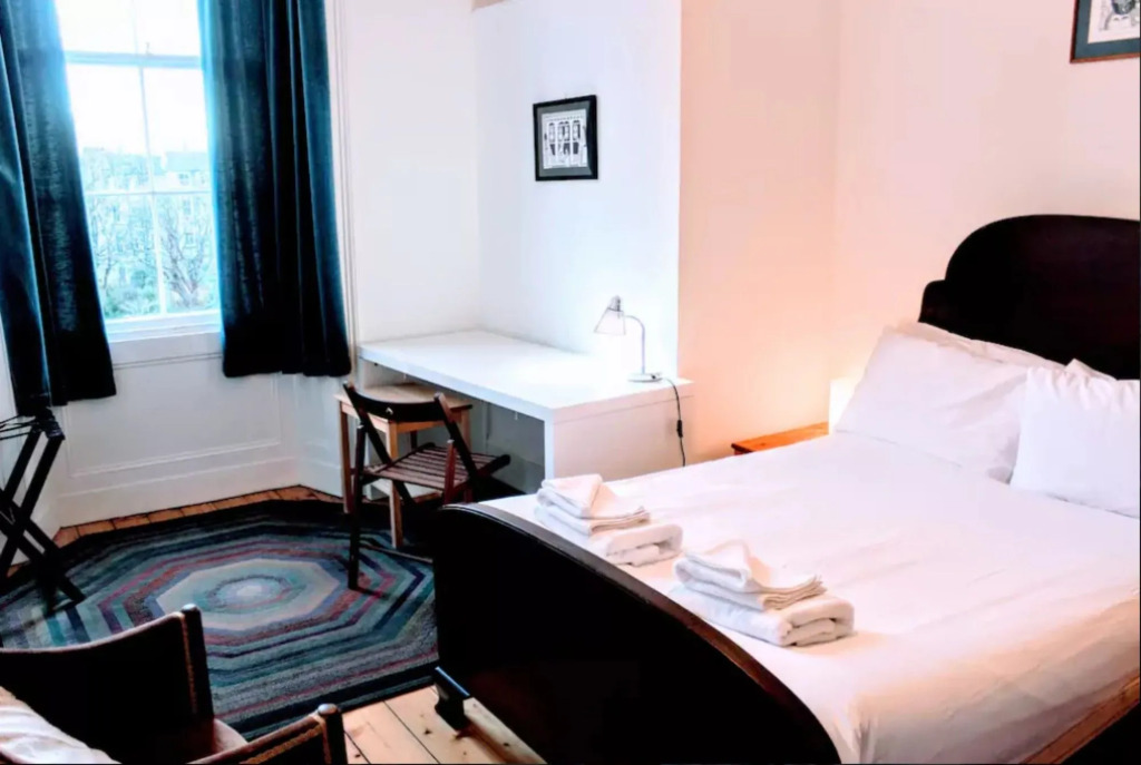 Traditional Apartment oer the Meadows