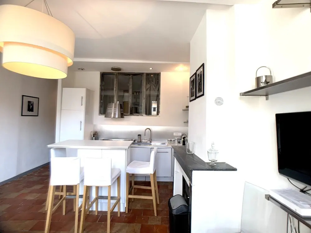 HomePlaceStay Saint Sauveur Parking Free