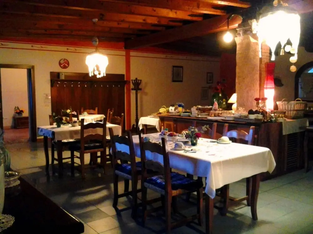 Agriturismo MELO IN FIORE con camere e colazioni nella zona del Prosecco DOCG Asolo