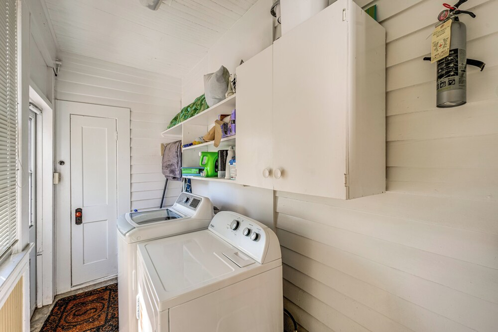 Explore Jackson! Historic Belhaven Home w/ Porch