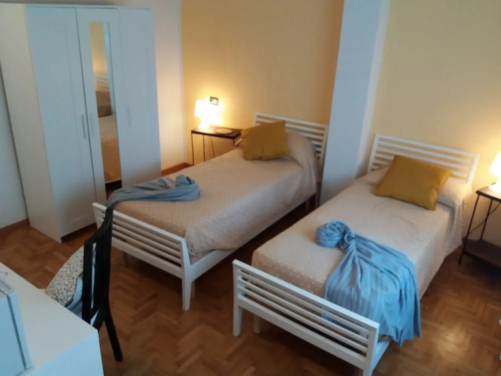 B&B CELESTE