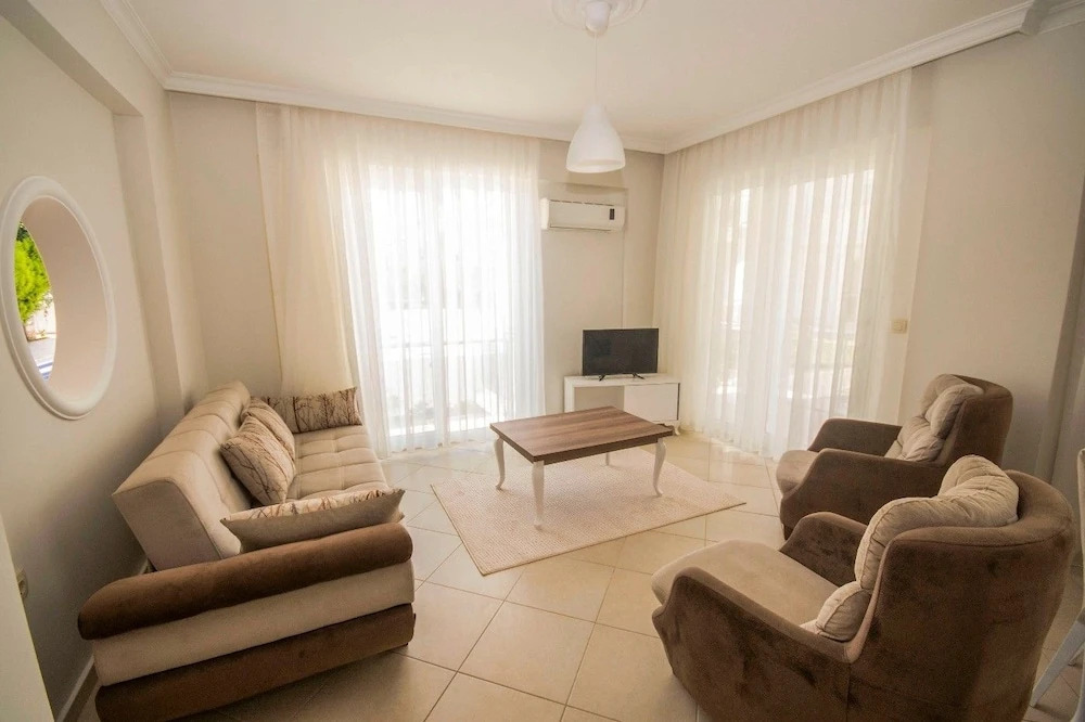 Stella Luxury Apart & Residence