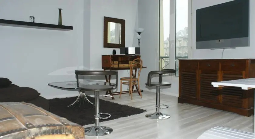 Grands Augustins Apartment