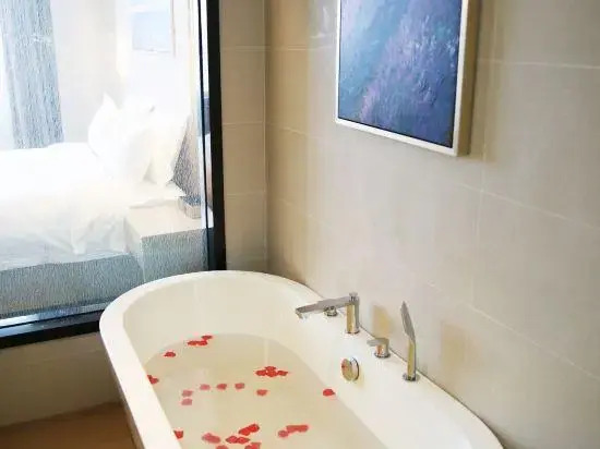 Lifeng Hotel