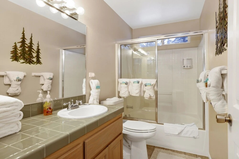 2220-castle Glen Gem 3 Bedroom Home by Redawning