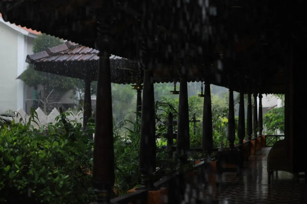 Broad Bean Resort & Spa
