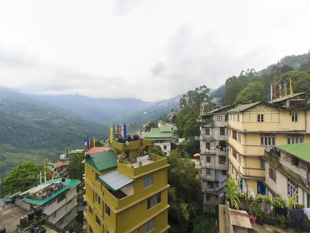 OYO 14894 Hotel Denzong Delight