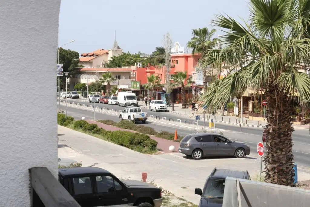 The Cosy Retreat Kato Paphos Apt 400m To The Beach