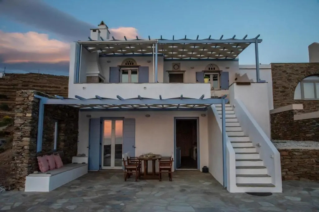 Iliopetra Residence by TinosStay