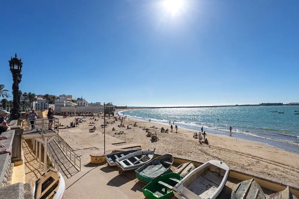 Exclusive Apartment in C diz Patrocinio I