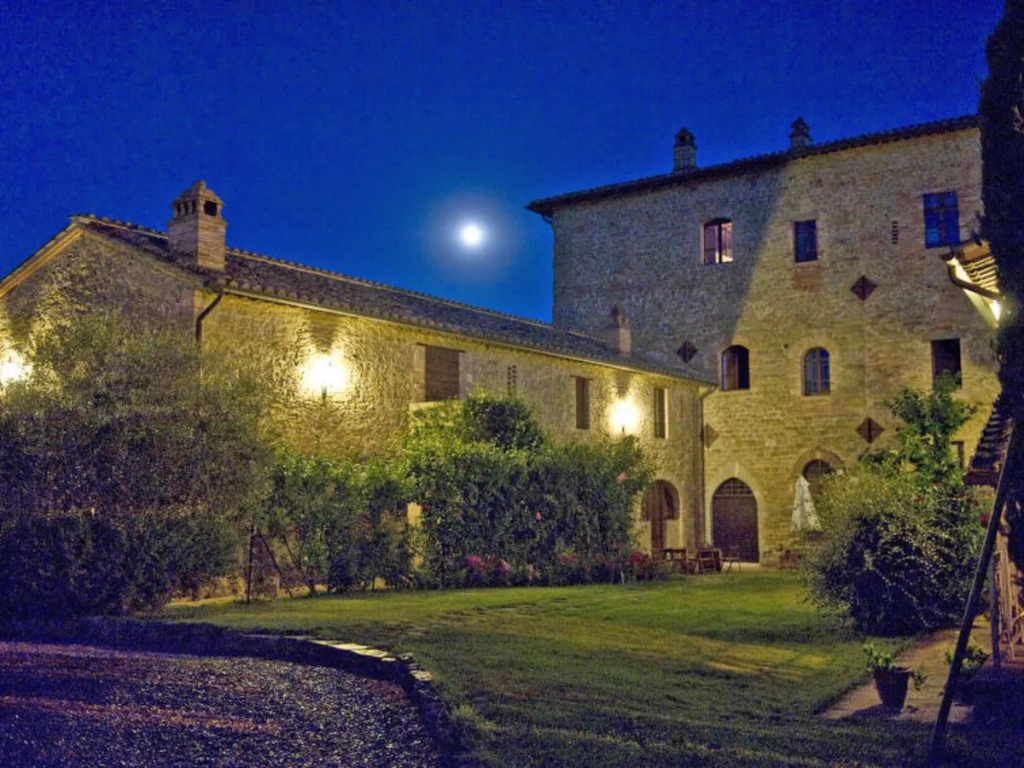 Borgo Monticelli 15489