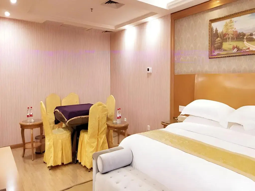 Vienna Classic Baiyun Dongping Zhong Road